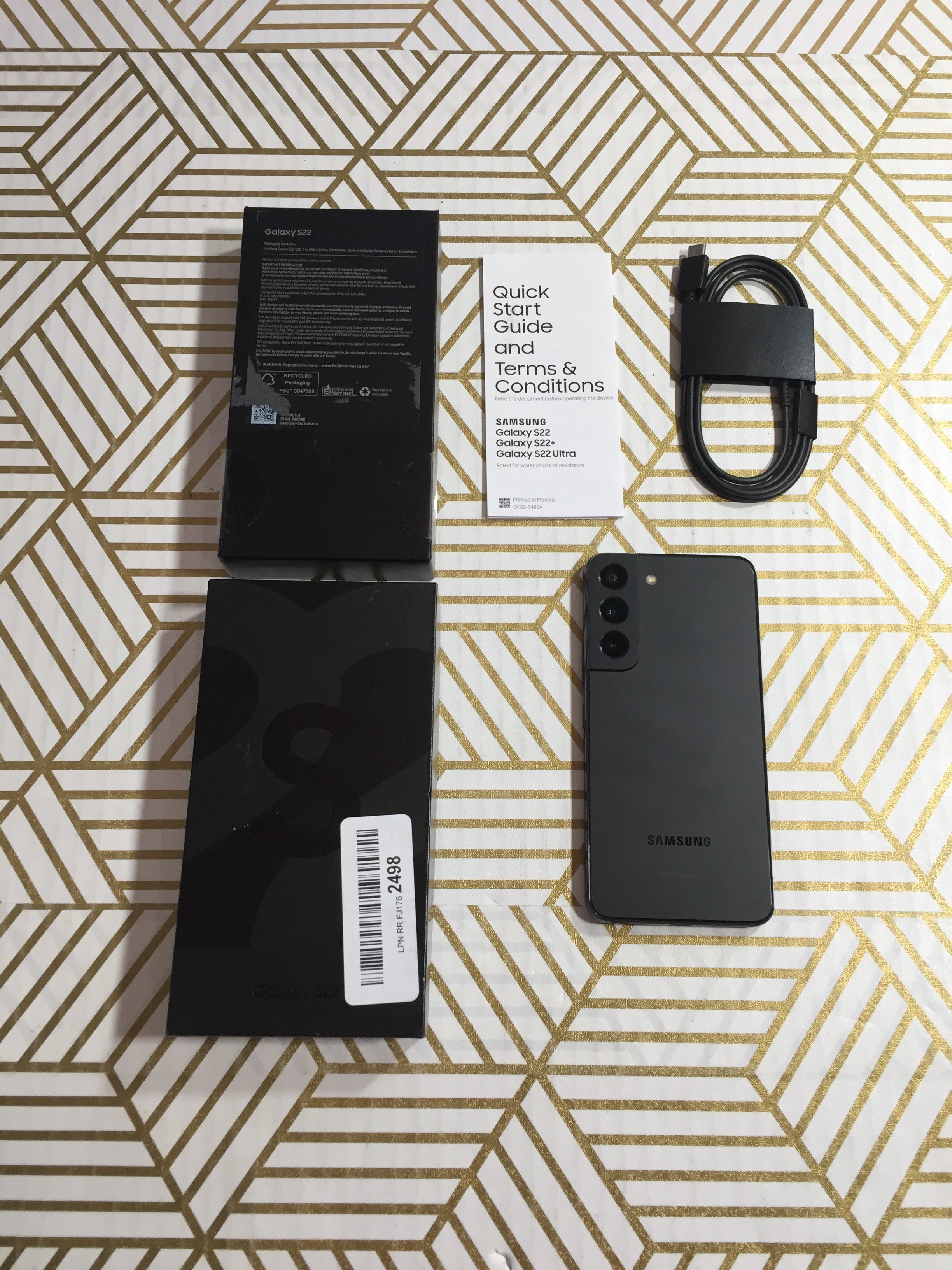 SAMSUNG Galaxy S22 256GB **BLACK SCREEN STUCK/PARTS ONLY** (8051253575918)